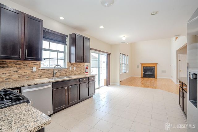 3 Maxwell Road, Monroe, NJ 08831