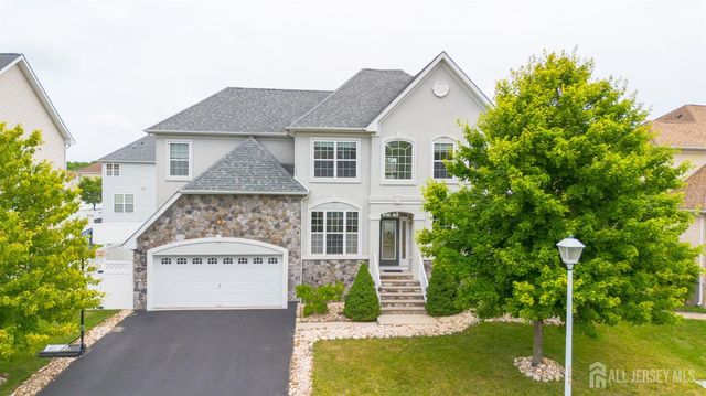 3 Maxwell Road, Monroe, NJ 08831