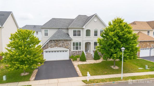 3 Maxwell Road, Monroe, NJ 08831