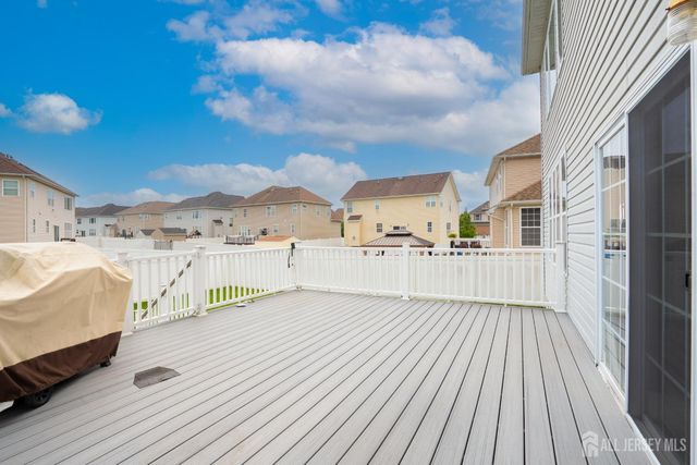3 Maxwell Road, Monroe, NJ 08831
