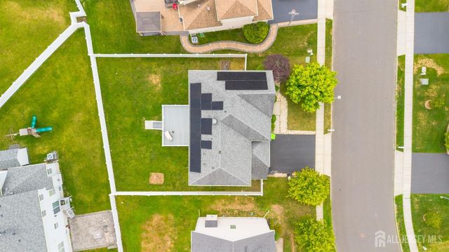3 Maxwell Road, Monroe, NJ 08831