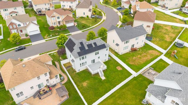 3 Maxwell Road, Monroe, NJ 08831