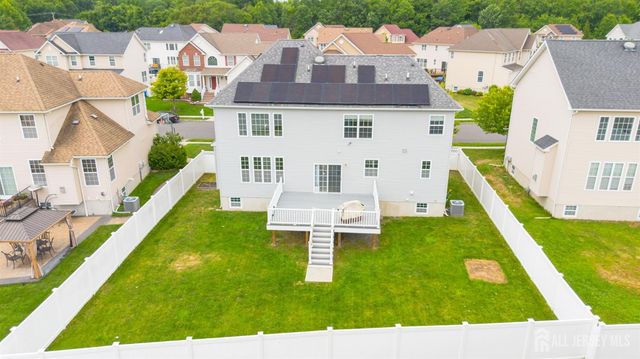 3 Maxwell Road, Monroe, NJ 08831