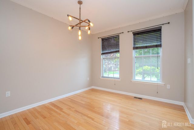 3 Maxwell Road, Monroe, NJ 08831