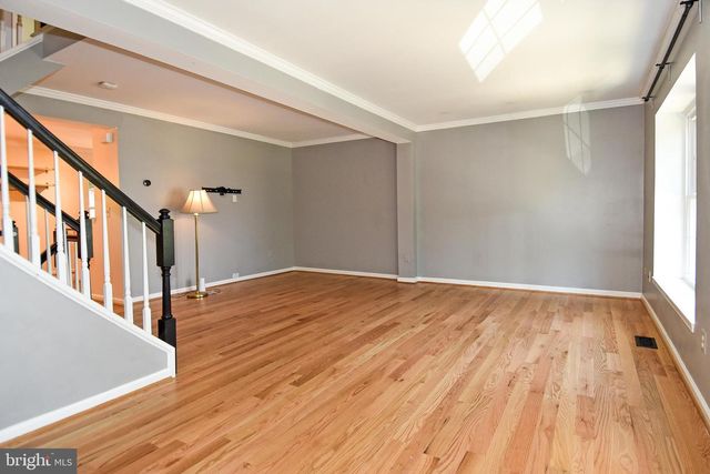 5987 EDGEHILL CT, Alexandria, VA 22303