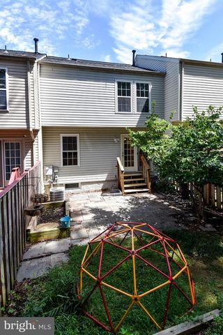 5987 EDGEHILL CT, Alexandria, VA 22303