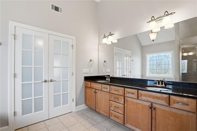 328 Thistlewood Run, Mcdonough, GA 30252