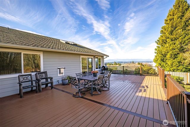 3523 E Calistoga Court, Port Orchard, WA 98366