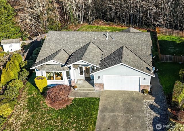 3523 E Calistoga Court, Port Orchard, WA 98366