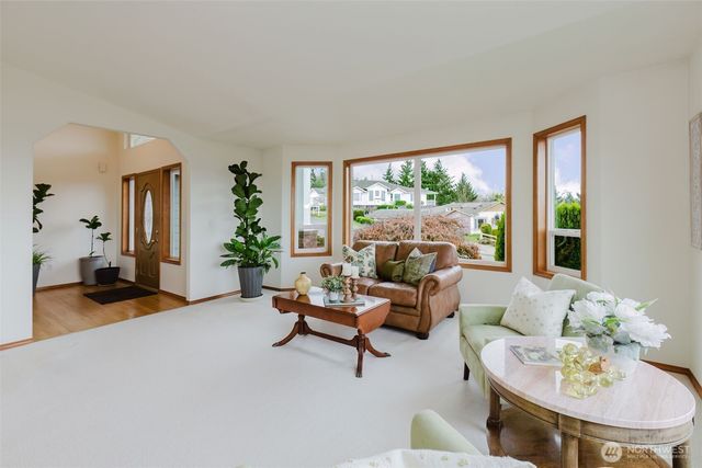 3523 E Calistoga Court, Port Orchard, WA 98366