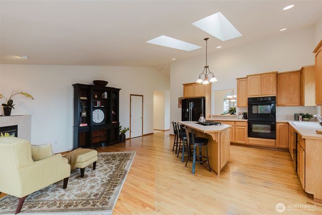 3523 E Calistoga Court, Port Orchard, WA 98366