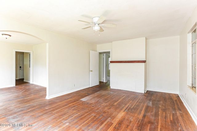 3302 COLLEGE Street, Jacksonville, FL 32205