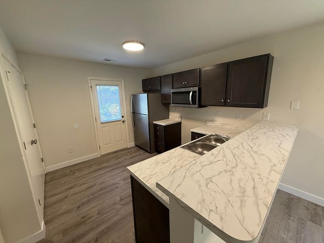 1711 HANOVER BLVD, Columbia, MO 65202