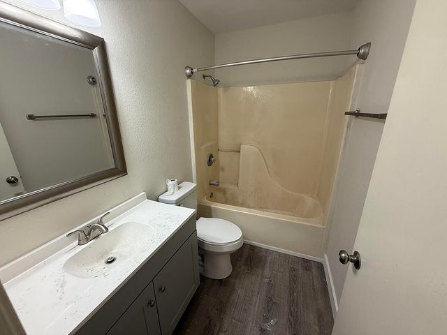 1711 HANOVER BLVD, Columbia, MO 65202