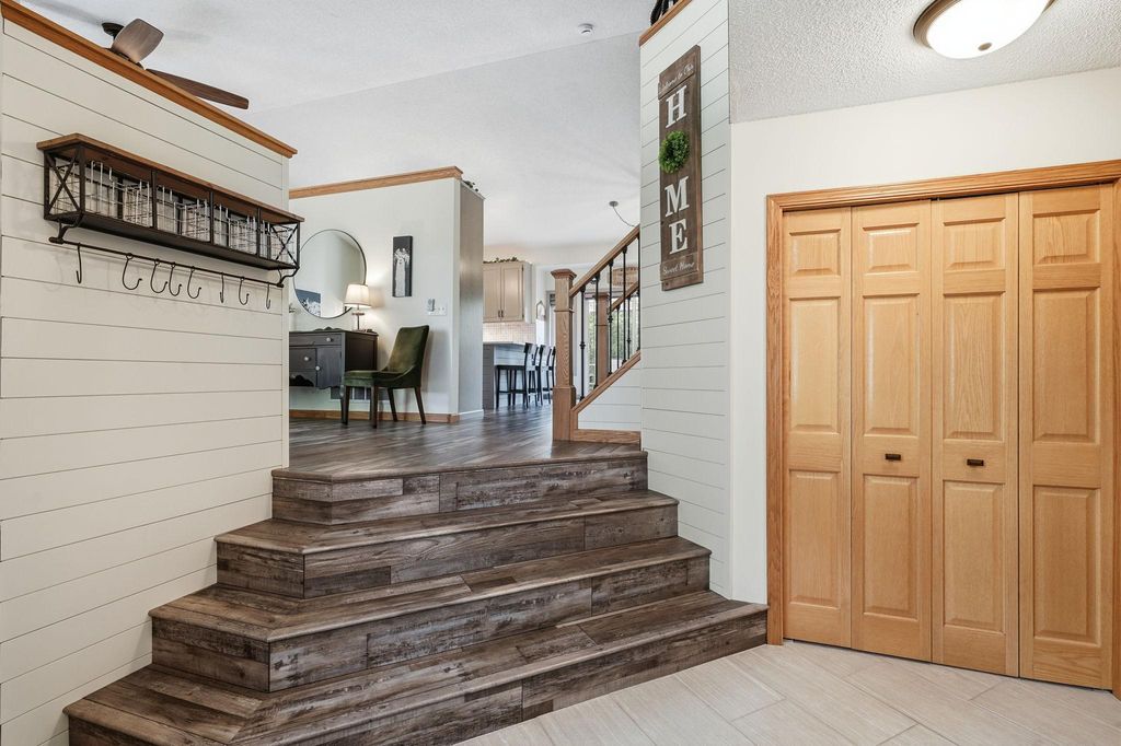 10444 Karston Circle, Albertville, MN 55301 — photo 4