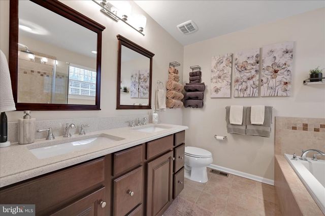 1021 COUNTRYSIDE RD, Seven Valleys, PA 17360