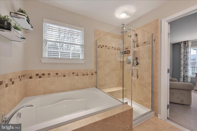 1021 COUNTRYSIDE RD, Seven Valleys, PA 17360