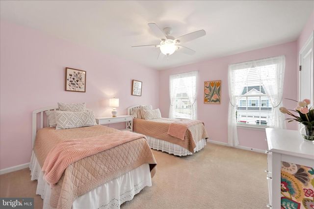 1021 COUNTRYSIDE RD, Seven Valleys, PA 17360