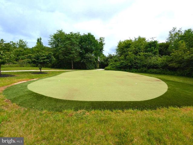 1021 COUNTRYSIDE RD, Seven Valleys, PA 17360