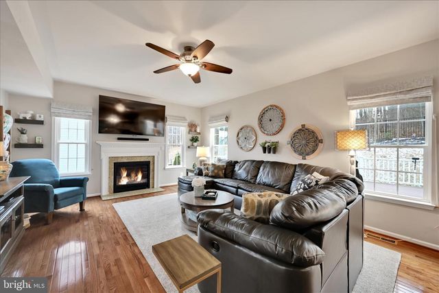 1021 COUNTRYSIDE RD, Seven Valleys, PA 17360