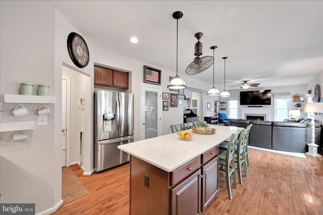 1021 COUNTRYSIDE RD, Seven Valleys, PA 17360