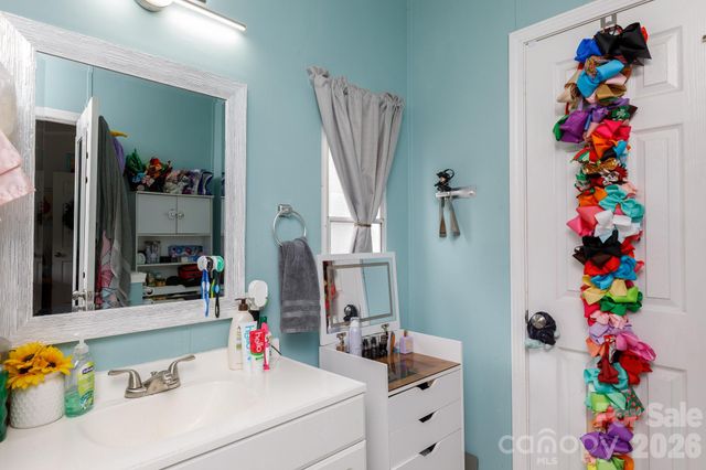 120 Creekstone Lane, York, SC 29745