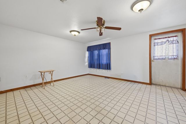 2514 Finke Road, Round Top, TX 78954