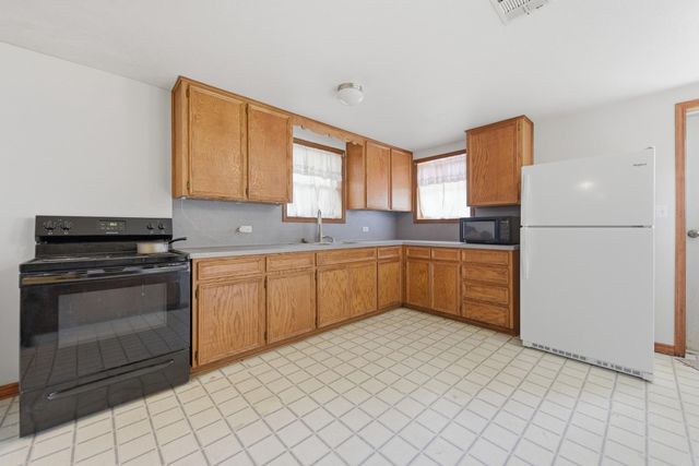 2514 Finke Road, Round Top, TX 78954