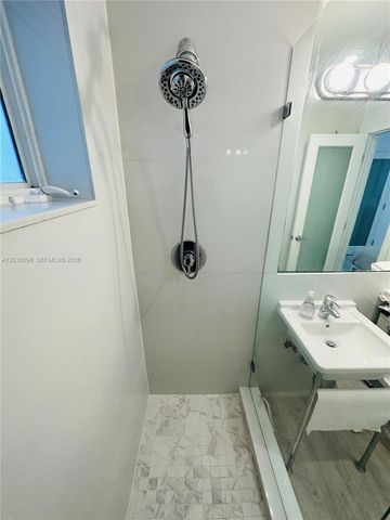 745 13th St 6, Miami Beach, FL 33139