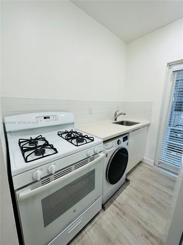 745 13th St 6, Miami Beach, FL 33139
