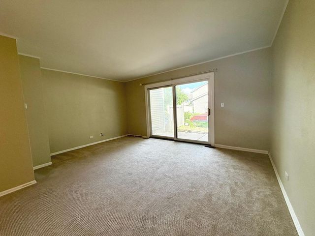 1099 E Randville Drive, Palatine, IL 60074