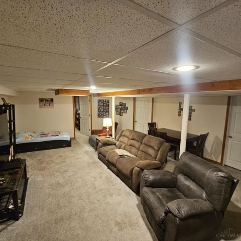 4854 Fairfield Avenue, Fairfield, OH 45014