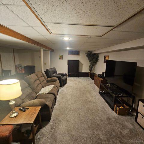 4854 Fairfield Avenue, Fairfield, OH 45014