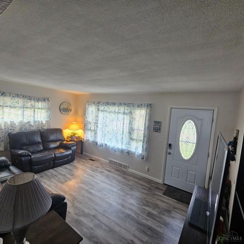 4854 Fairfield Avenue, Fairfield, OH 45014