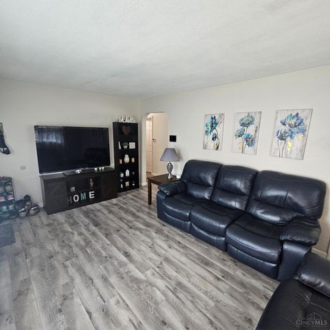 4854 Fairfield Avenue, Fairfield, OH 45014