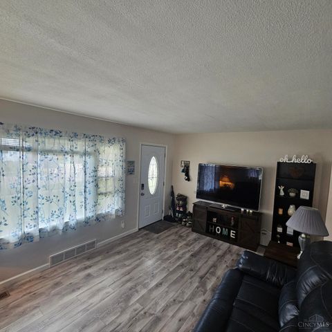 4854 Fairfield Avenue, Fairfield, OH 45014