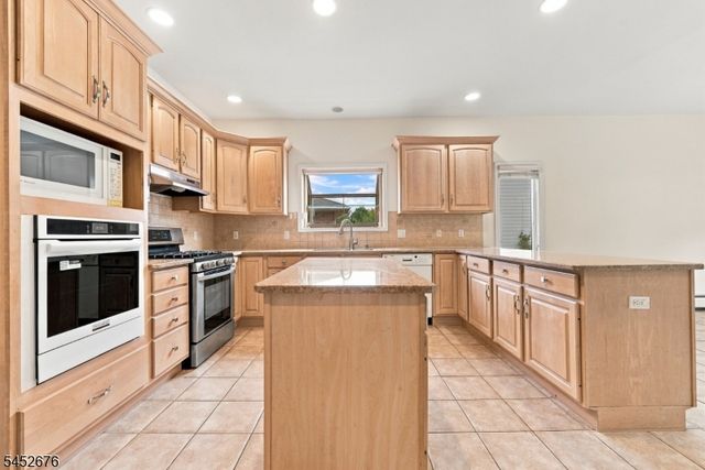 16 Sunset Drive, Nutley Twp., NJ 07110
