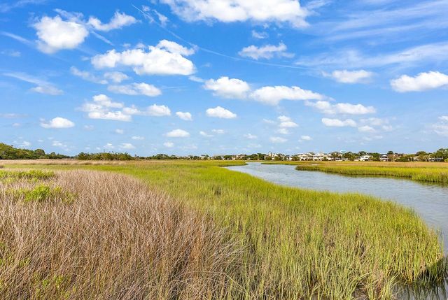 88 Salt Marsh Cir Unit 22H, Pawleys Island, SC 29585