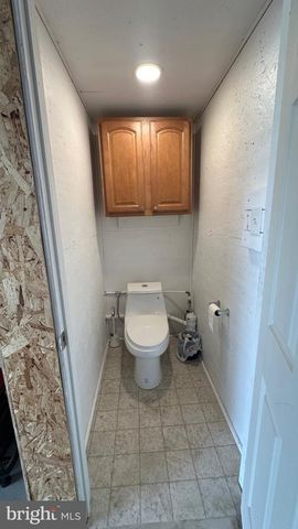 89 WISE AVE, Baltimore, MD 21222