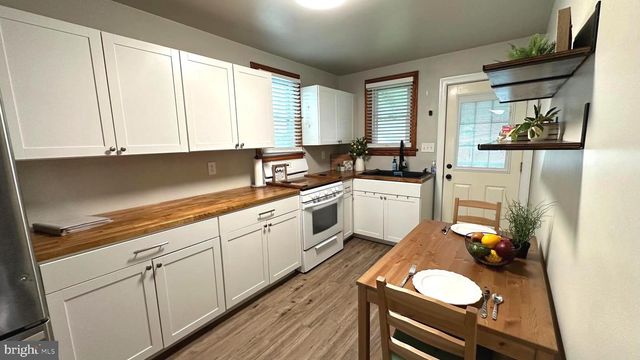 89 WISE AVE, Baltimore, MD 21222