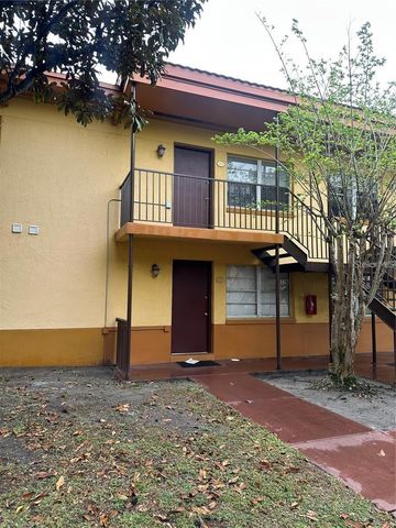 778 RIDENHOUR CIRCLE 778, Orlando, FL 32809