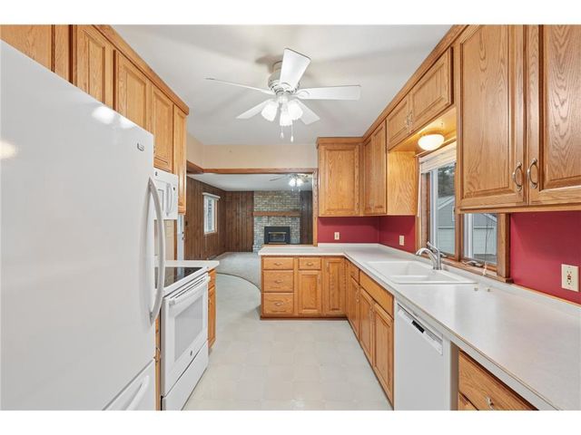 824 Elm Street, Hudson, WI 54016