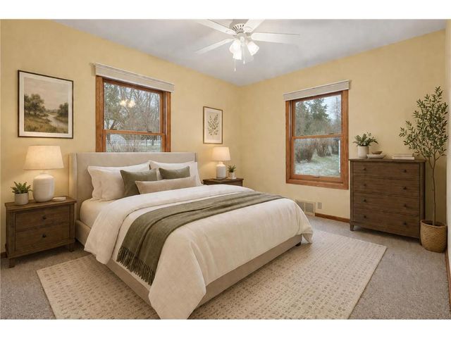 824 Elm Street, Hudson, WI 54016