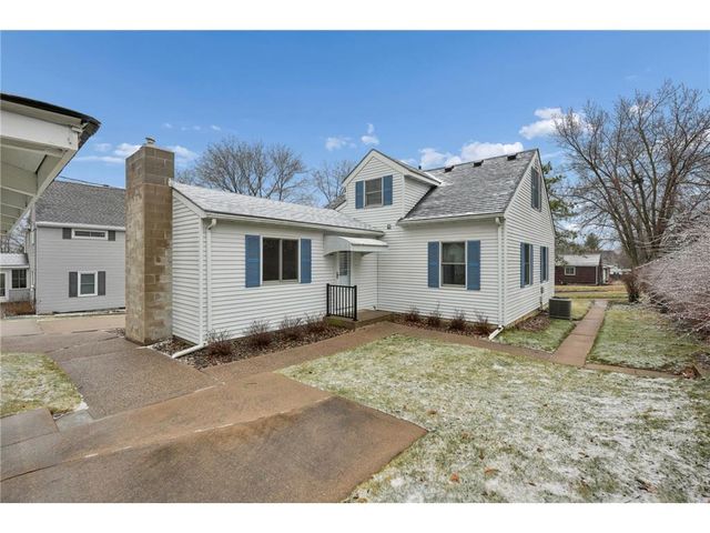 824 Elm Street, Hudson, WI 54016