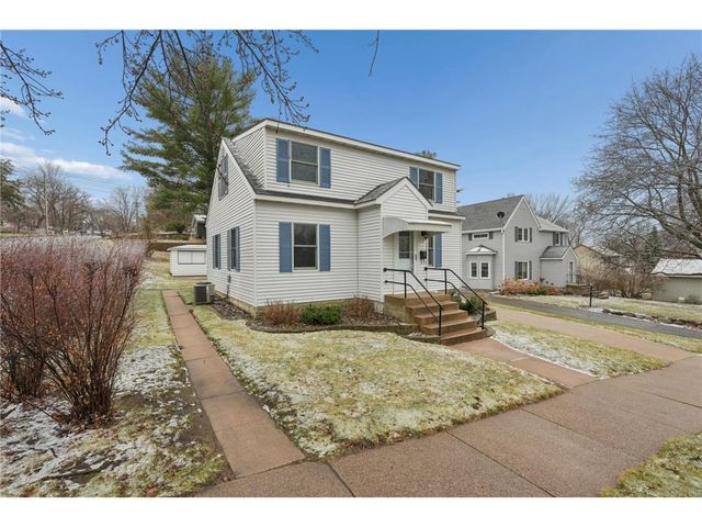 824 Elm Street, Hudson, WI 54016