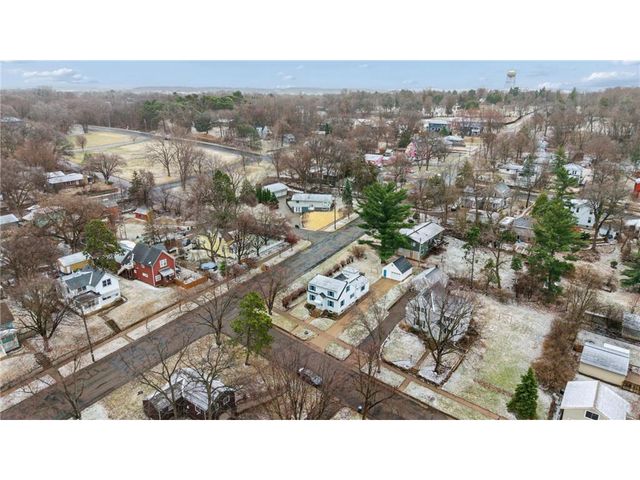 824 Elm Street, Hudson, WI 54016