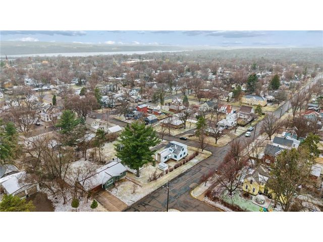 824 Elm Street, Hudson, WI 54016