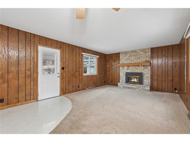 824 Elm Street, Hudson, WI 54016