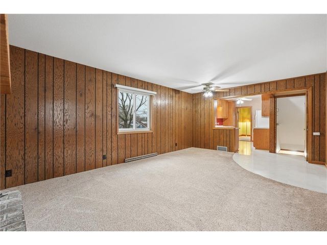 824 Elm Street, Hudson, WI 54016