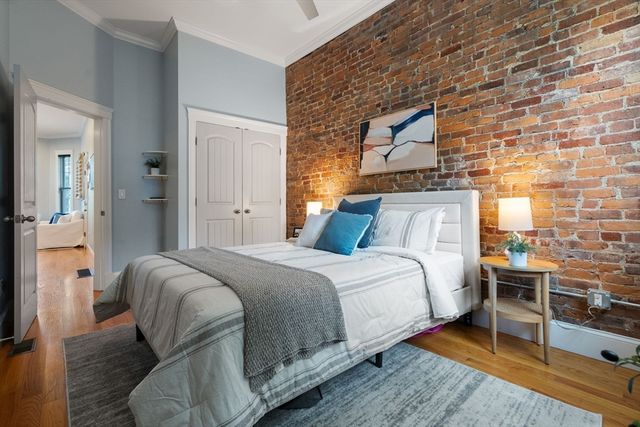 9 Everett Ave 1, Boston, MA 02125